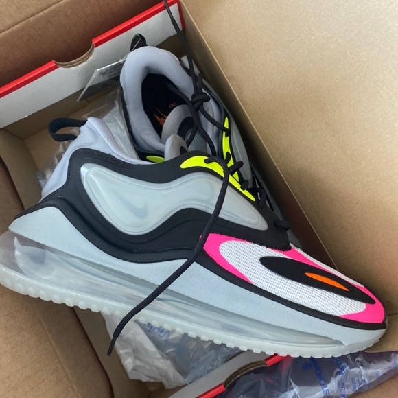 Nike Air Max Zephyr Men’s Sneakers - Picture 3 of 4